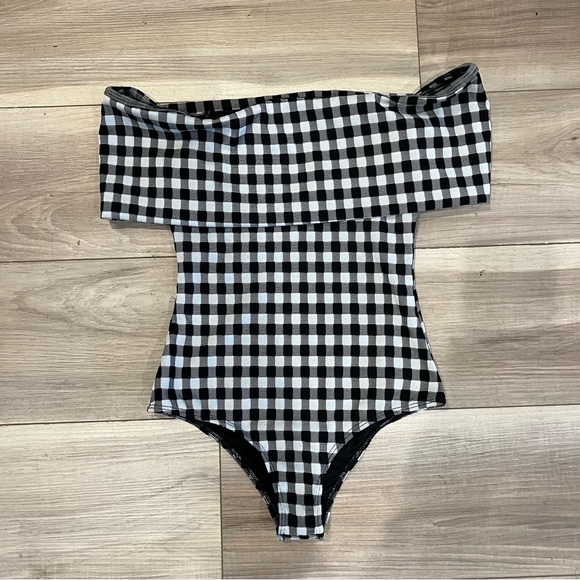 Beach Riot Off The Shoulder Gingham One Piece - Picture 4 of 6